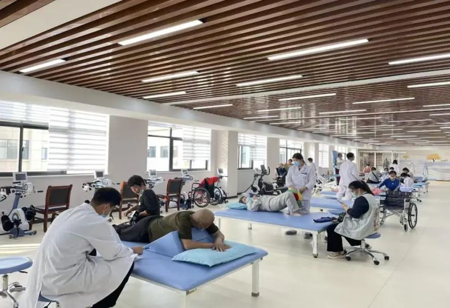 图为市级残疾人康复中心发挥示范引领作用